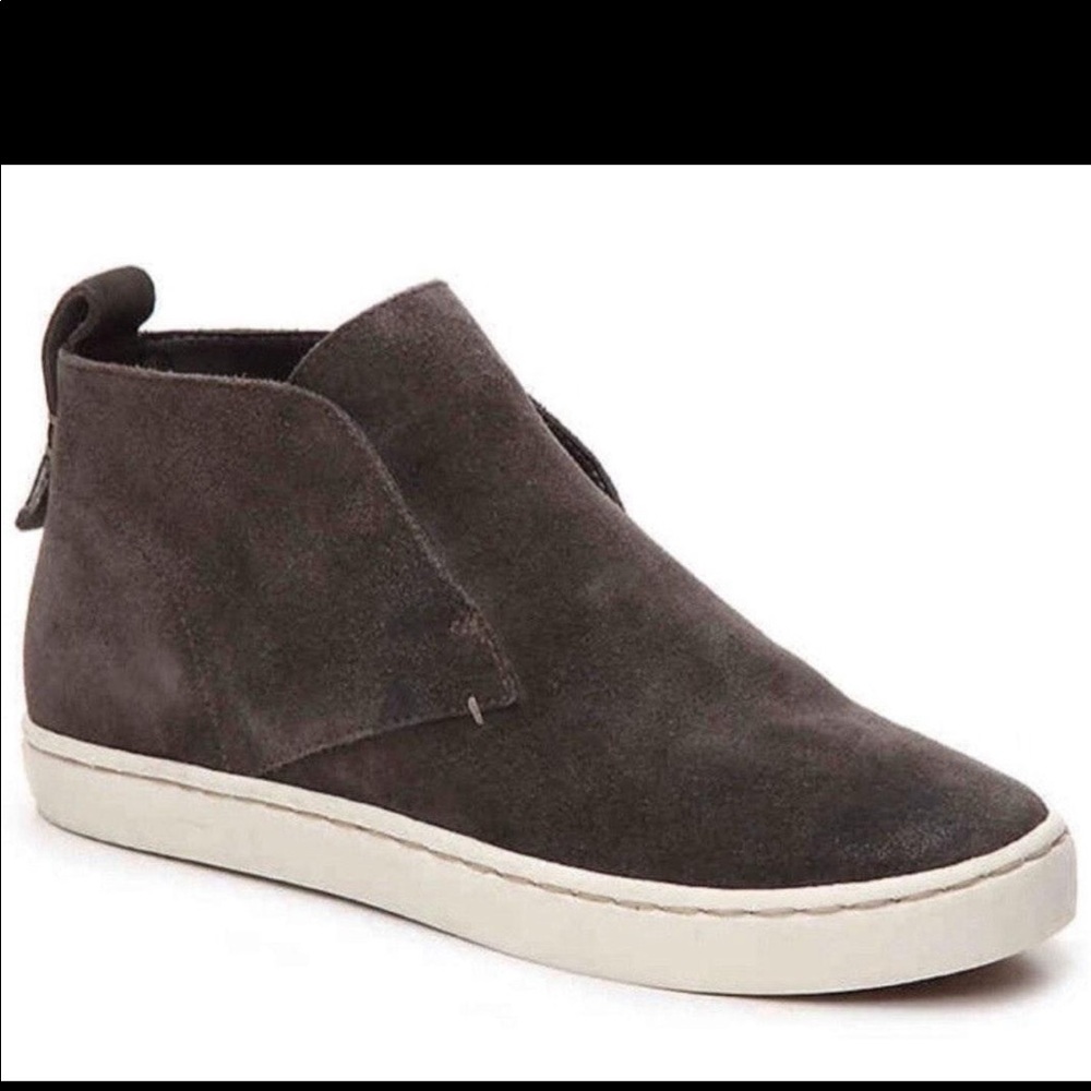 Dolce Vita Grey slip on sneakers